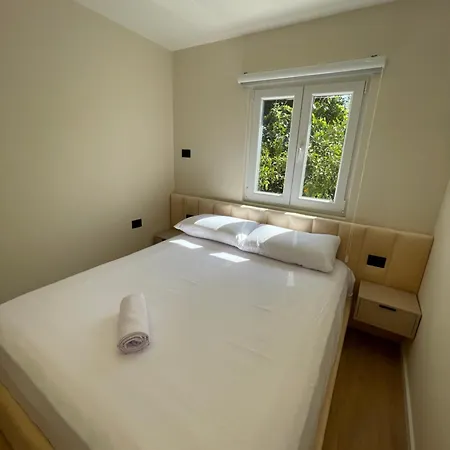 Appartement Couple's Modern Tirana